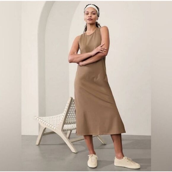 Athleta Essential Midi Dress Size Small NWT - Picture 1 of 8